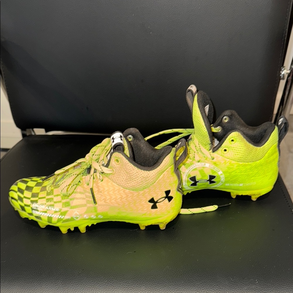 Under Armour Kids' Lime Green Soccer Cleats
